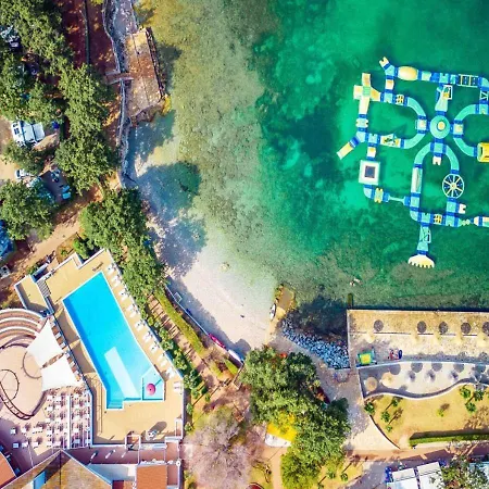Campsite Bijela Uvala - Eurocamp I Homair *